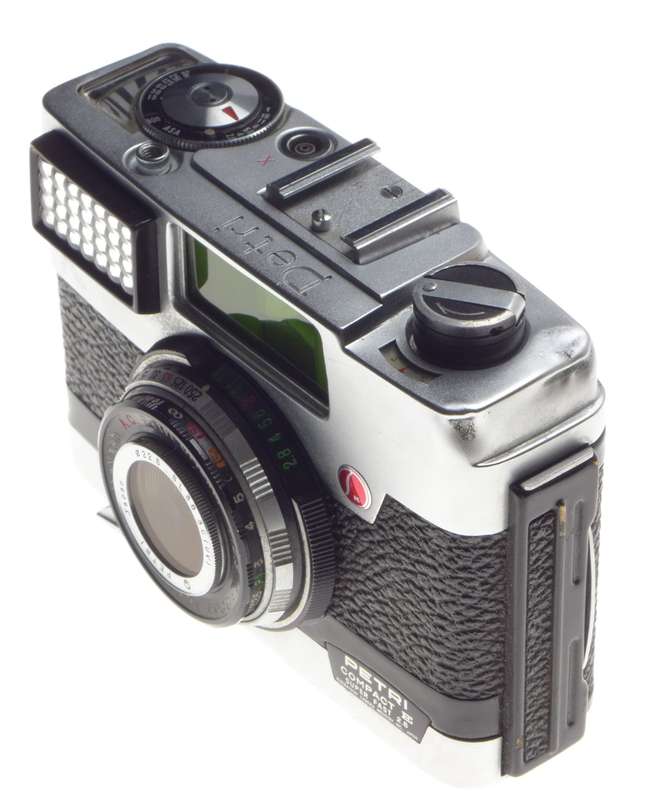 Petri Compact E Super-Fast 2.8 Kuribayashi Orikkor f=28mm lens