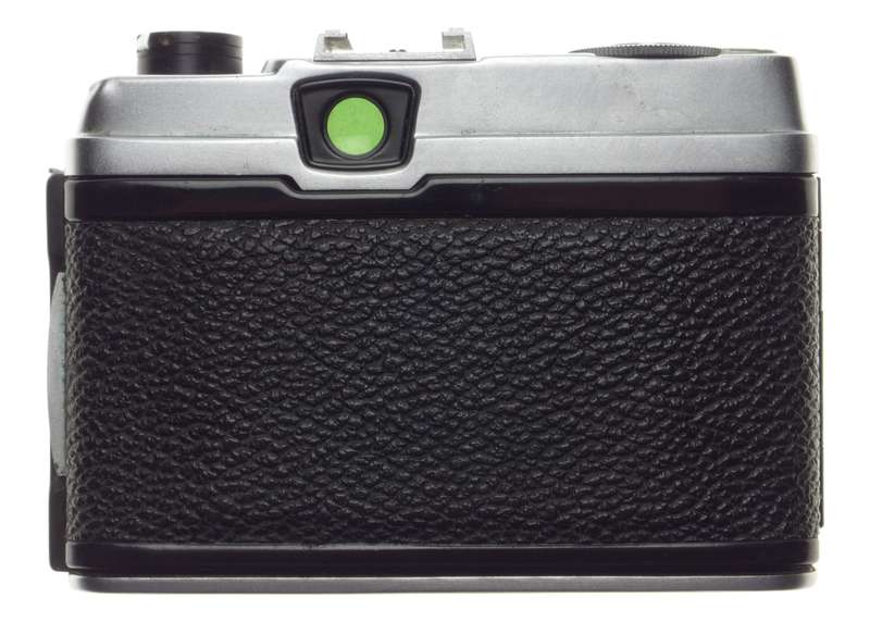 Petri Compact E Super-Fast 2.8 Kuribayashi Orikkor f=28mm lens