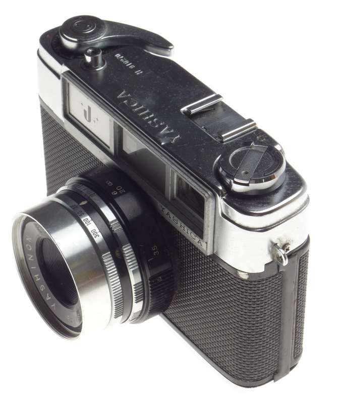 Yashica rangefinder 35mm vintage film camera display piece prop