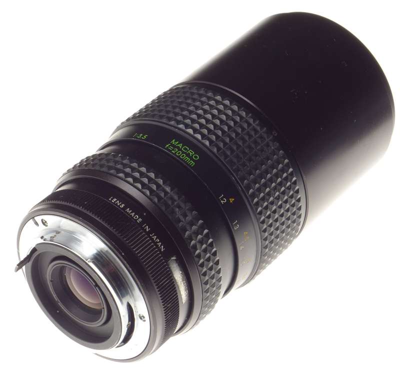 FOCAL MC Auto Zoom lens 1:3.5 f=80-200mm 67 filter cap Pentax mount