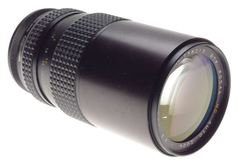 FOCAL MC Auto Zoom lens 1:3.5 f=80-200mm 67 filter cap Pentax mount