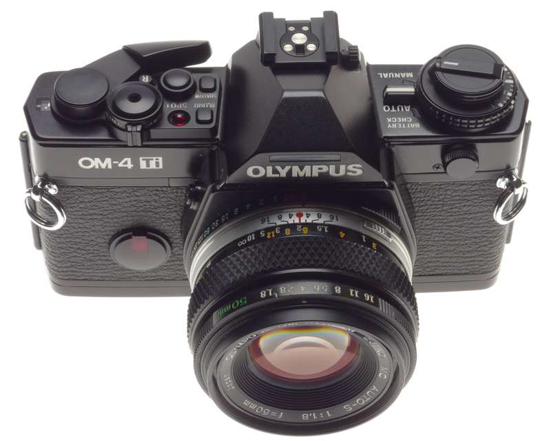Olympus OM-4 Ti Black SLR 35mm Titanium film camera 1.8/50mm Zuiko kit