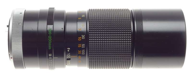 CANON Zoom Lens FD 100-200mm 1:5.6 for 35mm SLR vintage classic film camera cap and case