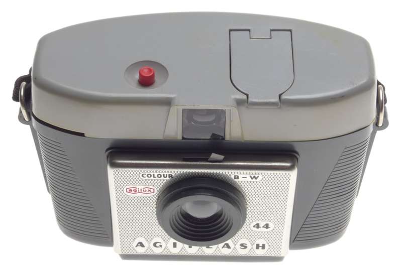 Agilux 44 Agiflash vintage film camera boxed with papers collectible condition