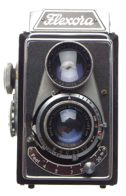 Rare FLEXORA TLR Ennagon 3.5 f=75mm C Lens Vintage Film Camera
