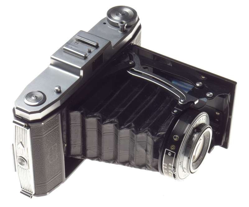 Zeiss Ikon Folding camera Novar-Anastigmat Lens 1:4.5 f=105mm