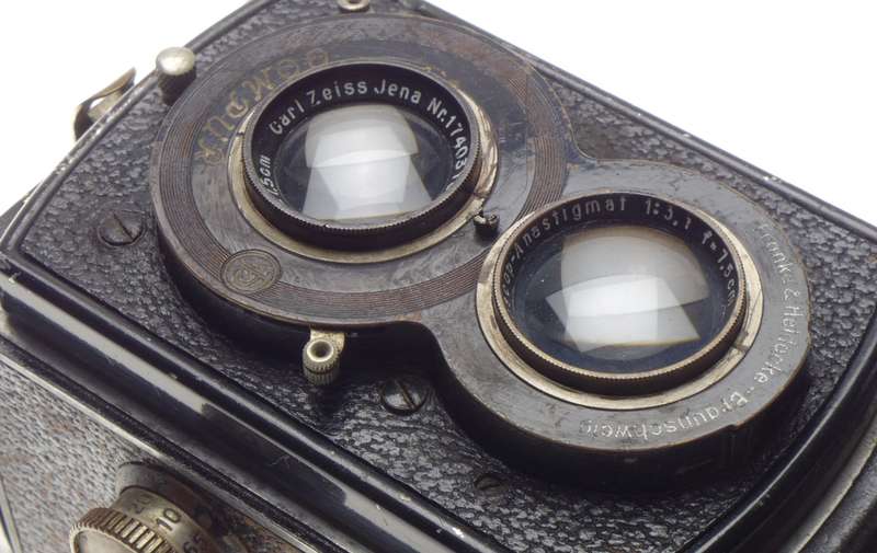 Rolleiflex Vintage TLR film antique camera Zeiss Tessar 3.5 f=75mm lens