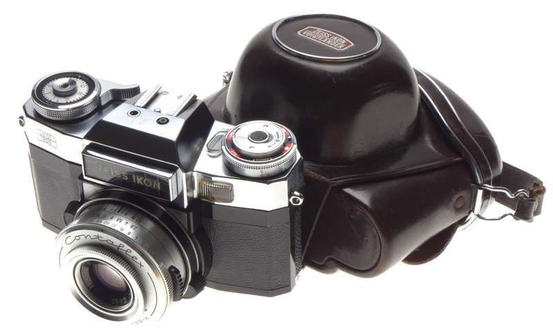 Contaflex Zeiss Ikon SLR Vintage film camera Tessar 2.8/50