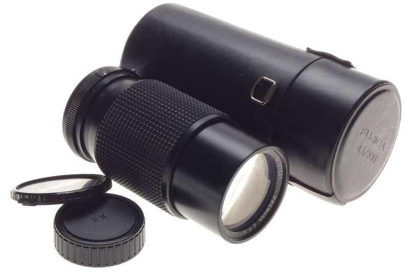 PROMURA C.P Hi-Lux 1:4.5 f=70-210mm Vintage lens kit case filter