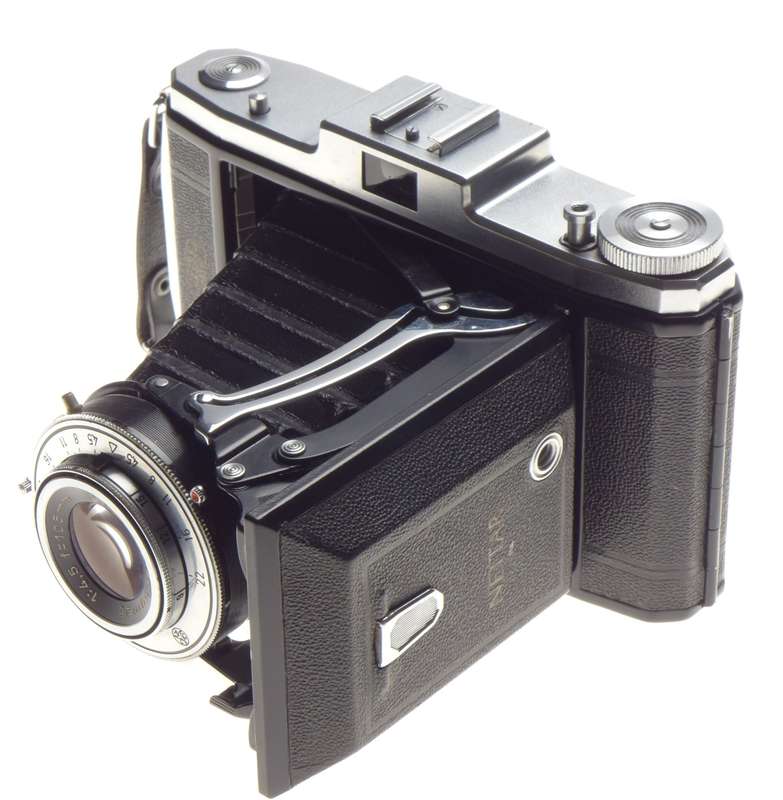 Nettar Novar-Anastigmat 4.5 f=105mm Medium format Zeiss Folding type