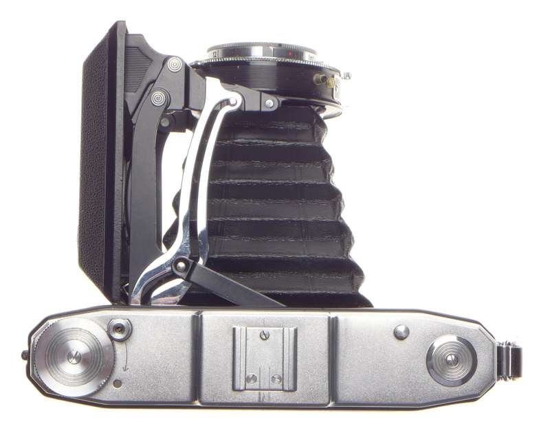 Nettar Novar-Anastigmat 4.5 f=105mm Medium format Zeiss Folding type