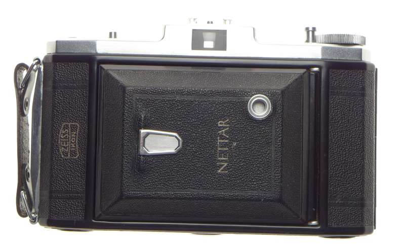 Nettar Novar-Anastigmat 4.5 f=105mm Medium format Zeiss Folding type