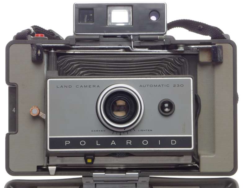 Polaroid Vintage Land Classic Camera instant film Automatic 230