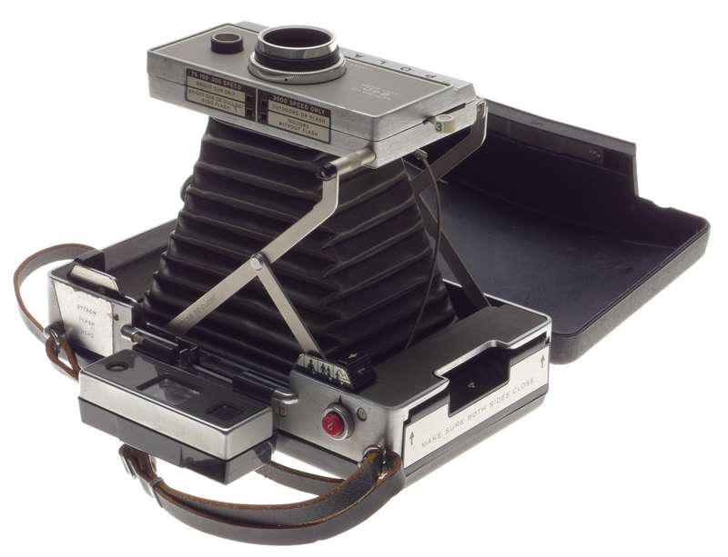 Polaroid Vintage Land Classic Camera instant film Automatic 240