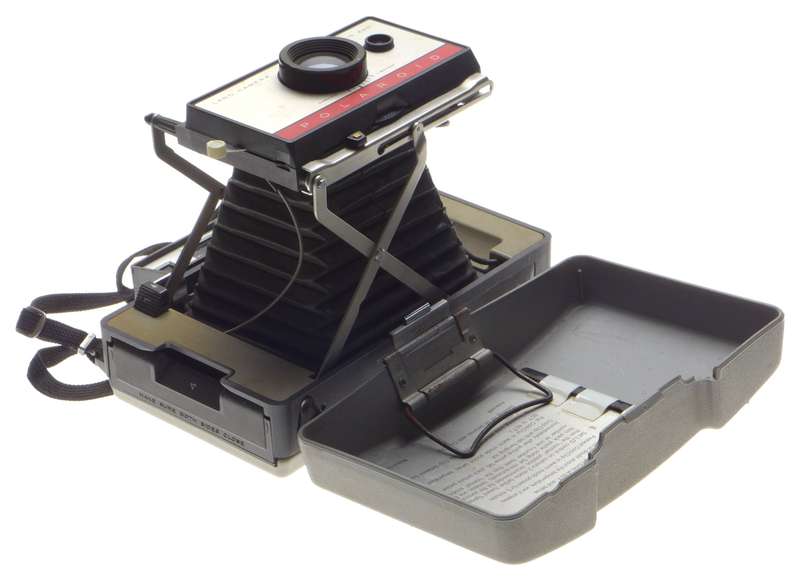Land Camera 220 Instant film retro camera