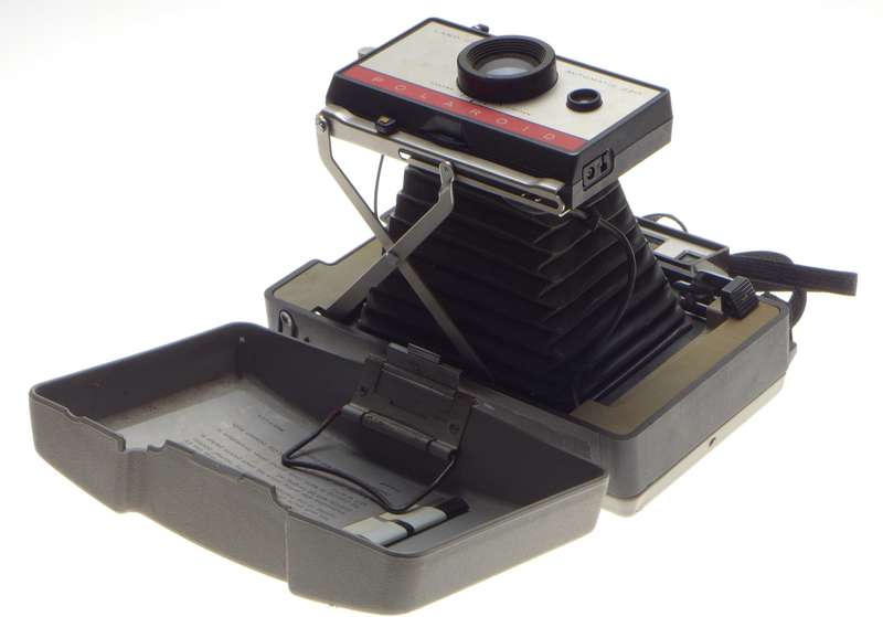 Land Camera 220 Instant film retro camera