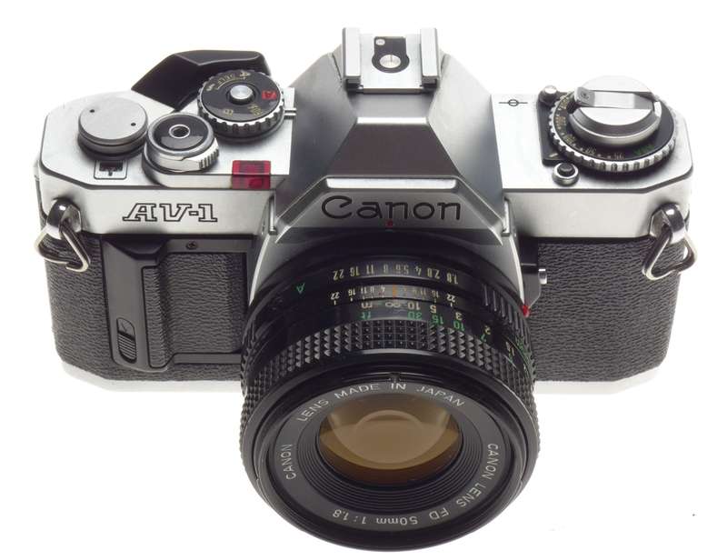 CANON AV-1 chrome 35mm SLR film Classic camera with FD 50 1:1.8 lens excellent - Canon