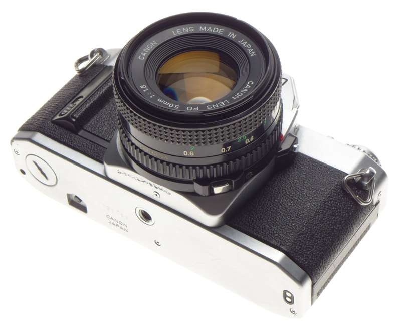 CANON AV-1 chrome 35mm SLR film Classic camera with FD 50 1:1.8 lens excellent - Canon