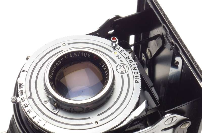 Balda 120 Vintage film camera Radionar 4.5/105 Schneider cased Strap