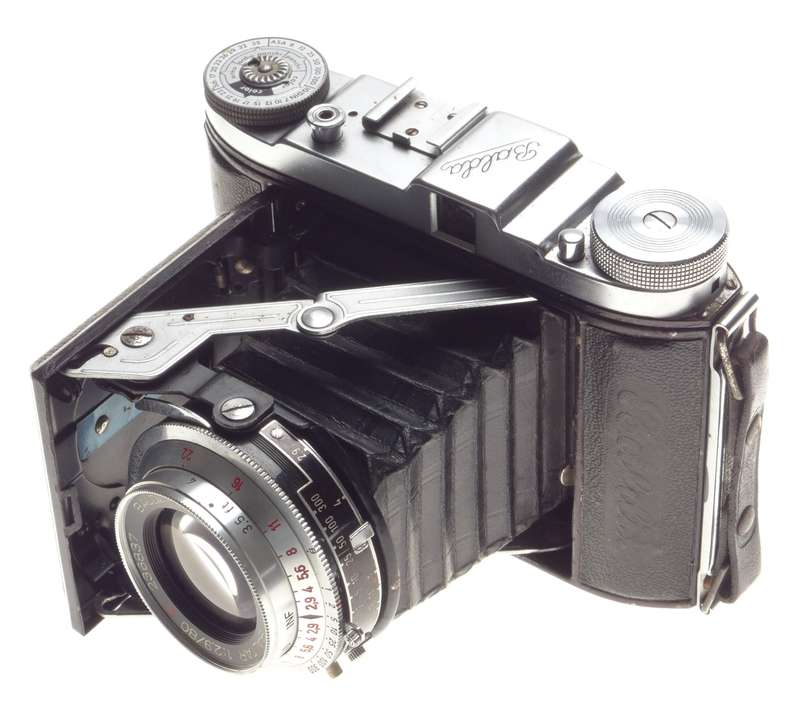 Balda folding vintage film camera Baltar 2.9/80mm leather case