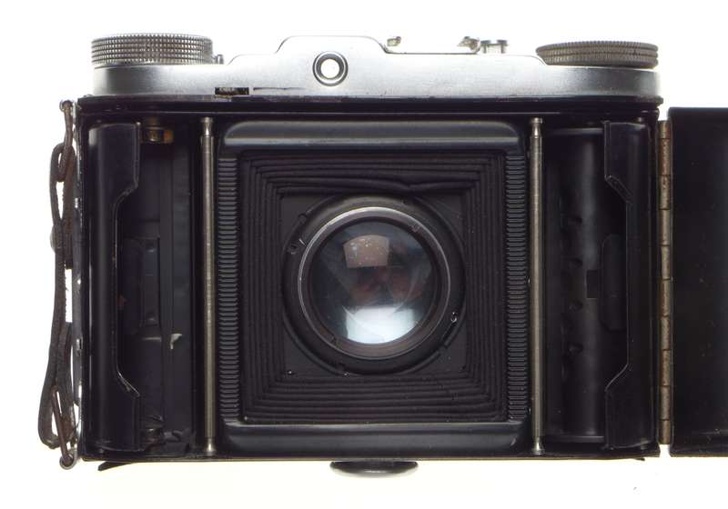 Balda folding vintage film camera Baltar 2.9/80mm leather case