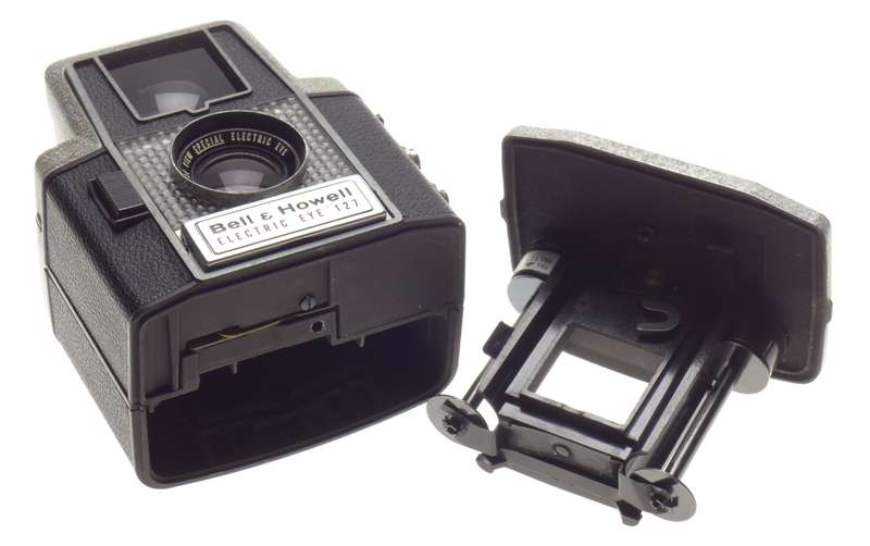 Bell Howell Electric Eye 127 Wide View Special vintage film camera