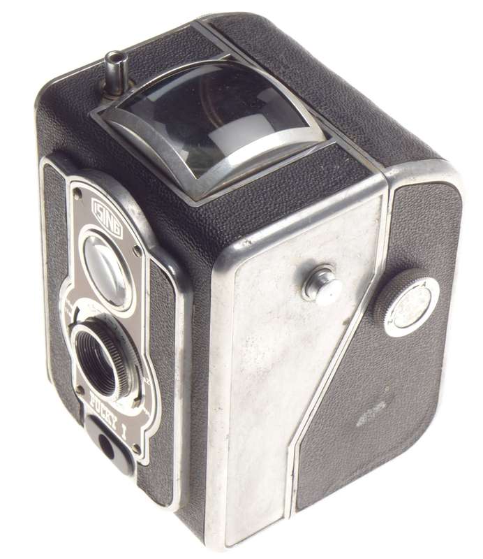 ISING Pucky I vintage Retro Box type film camera