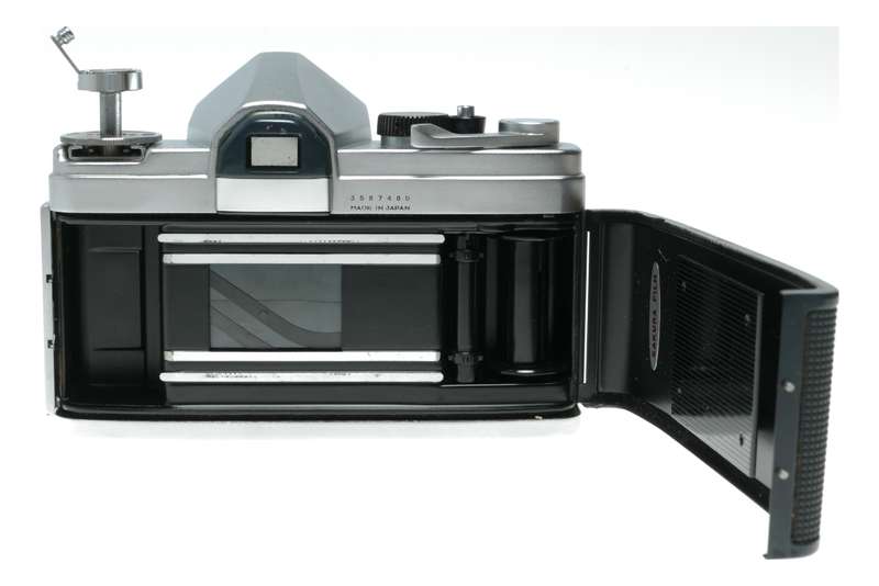 Konica FS 35mm SLR Film Camera Hexanon 1:2 f=50mm Lens