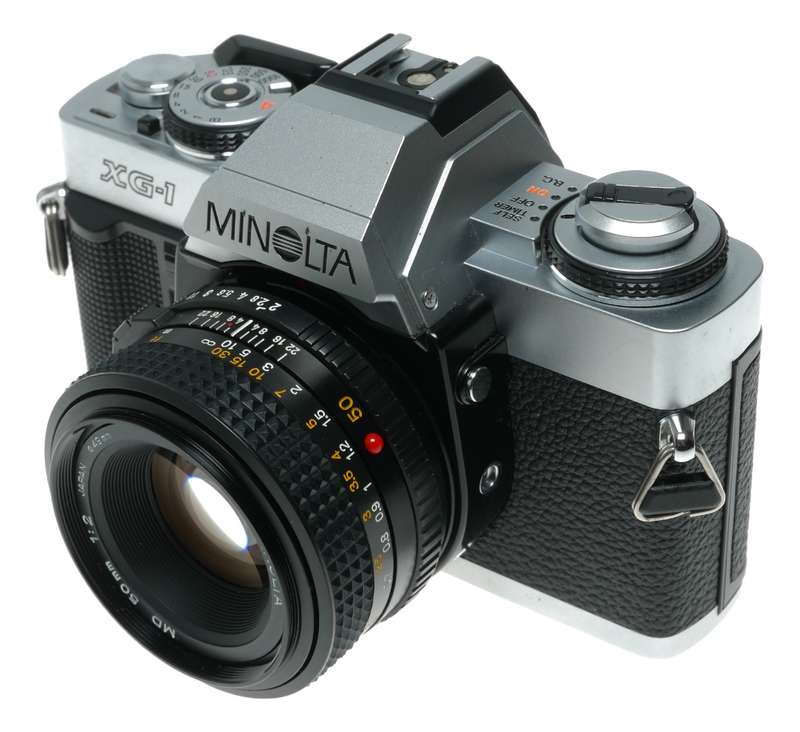 Minolta XG-1 35mm Film SLR Camera MD Mount 1:2 50mm in Pouch