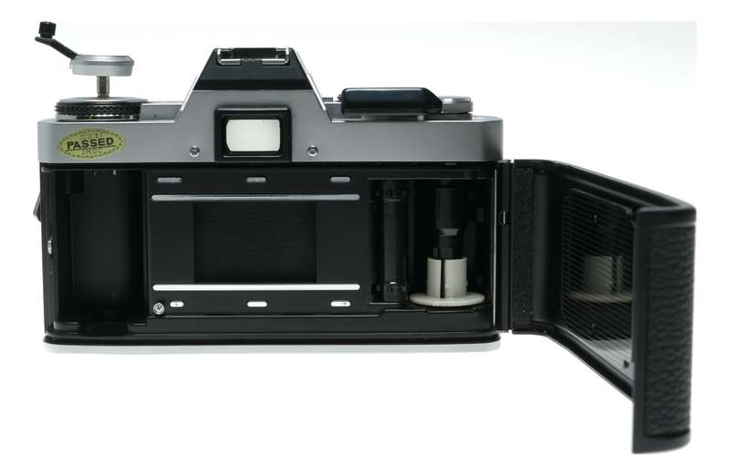 Minolta XG-1 35mm Film SLR Camera MD Mount 1:2 50mm in Pouch