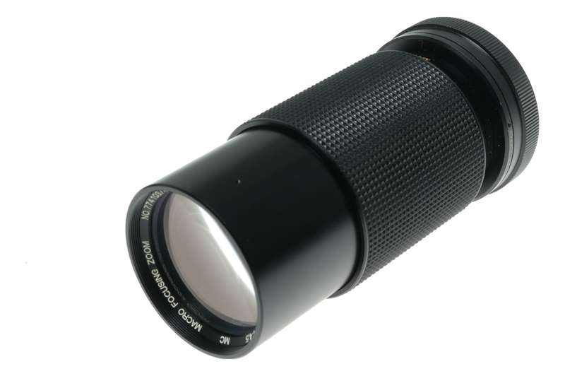 Vivitar Minolta MD 70-210mm 1:4.5 Macro Focusing Zoom Lens
