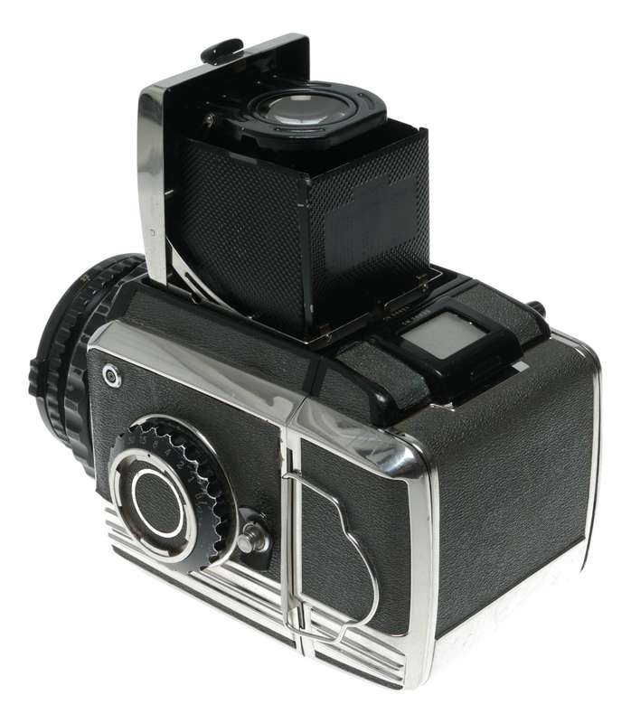 Zenza Bronica 6x6 Film Camera Nikkor-P 1:2.8 F=7.5cm Needs Repair!