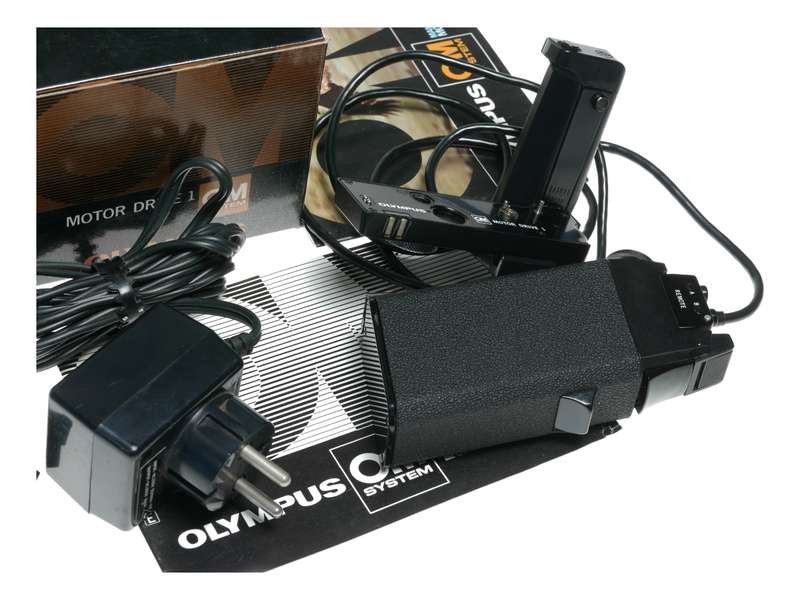 Olympus OM System Motor 1 Drive Control Grip Relay Cord Power Supply