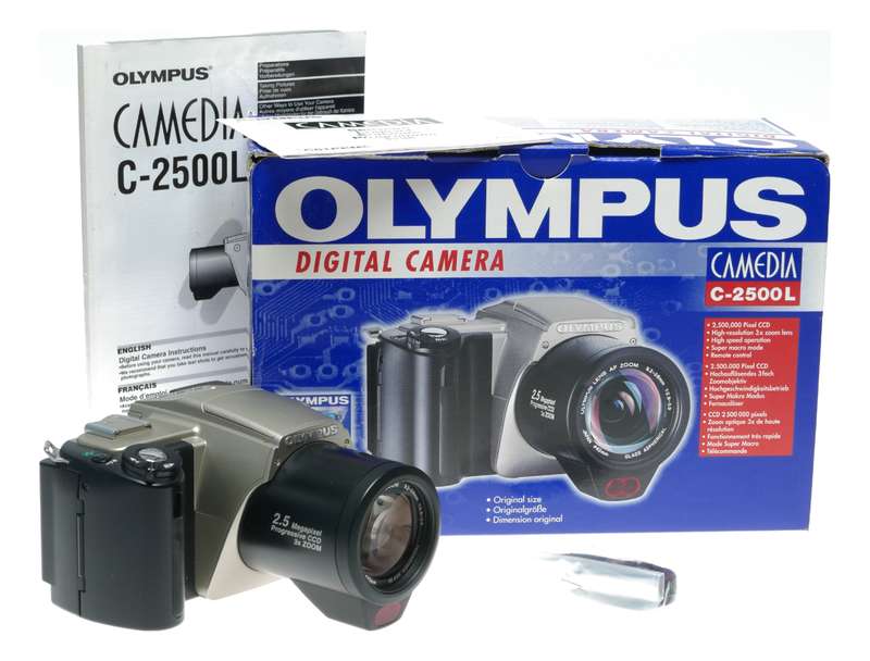 Olympus CAMEDIA C-2500L Digital Camera AF Zoom 9.2-28mm 1:2.8-3.9