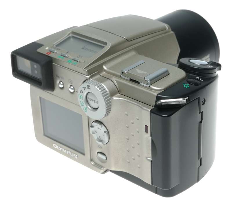 Olympus CAMEDIA C-2500L Digital Camera AF Zoom 9.2-28mm 1:2.8-3.9