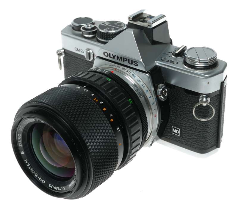 Olympus OM-2N 35mm SLR Film Camera MC Auto-Zoom 1:4 f=35-70