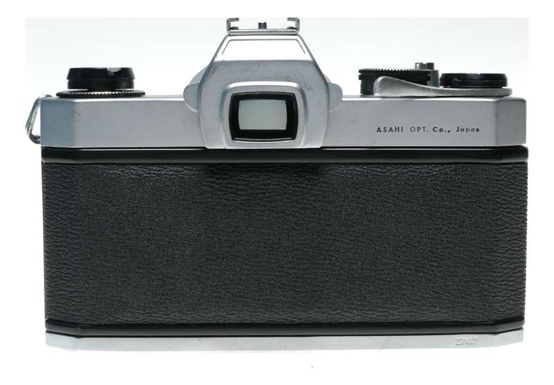 Pentax SP Spotmatic SLR Camera Super Takumar 1:2.8/105 Tele Lens
