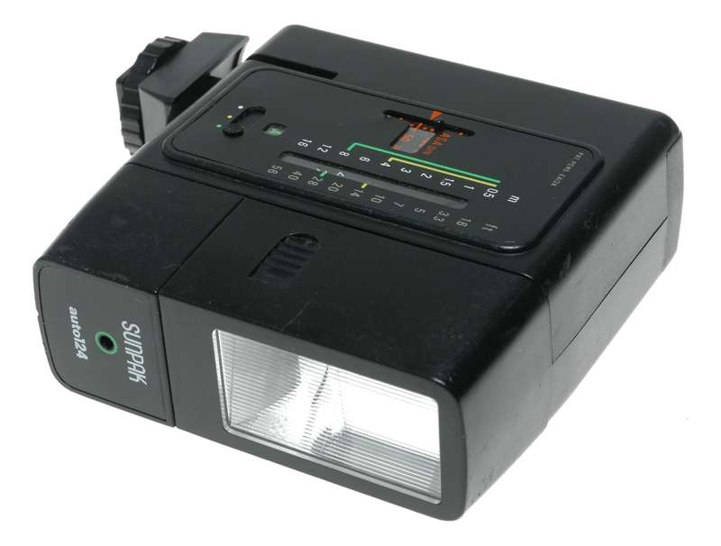 Sunpak Auto 124 Electronic Shoe 35mm Film Camera Flash Unit