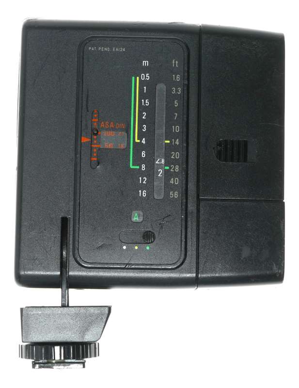 Sunpak Auto 124 Electronic Shoe 35mm Film Camera Flash Unit