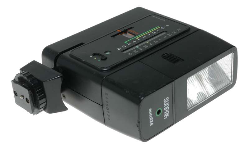 Sunpak Auto 124 Electronic Shoe 35mm Film Camera Flash Unit
