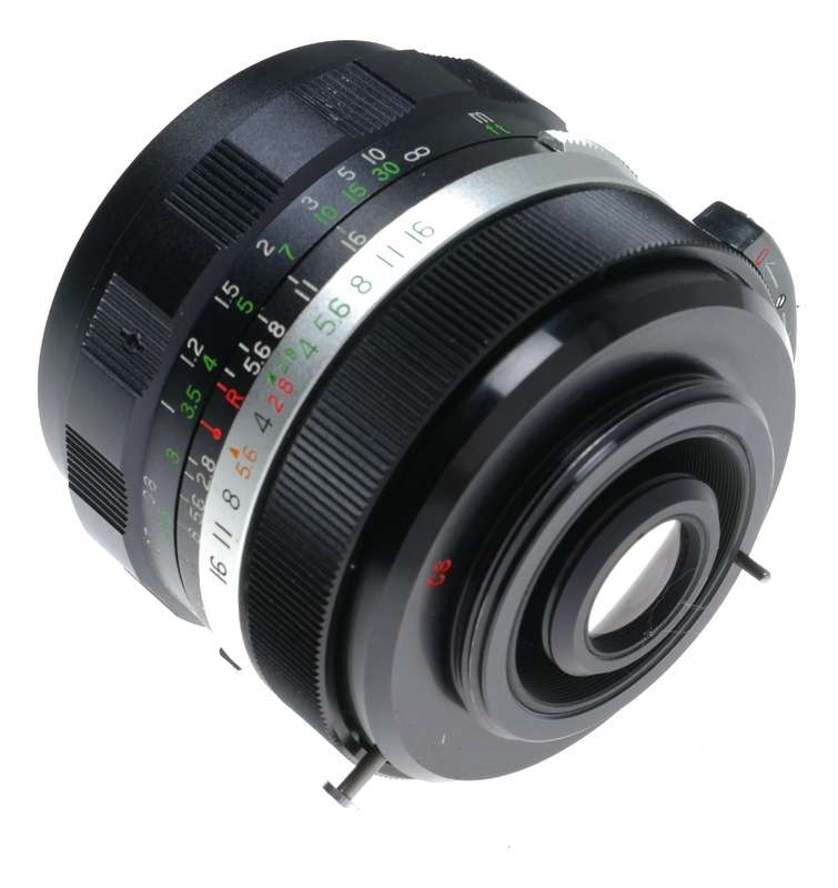 Soligor Auto-Wide 1:2.8 f=28mm Camera Lens CS Mount