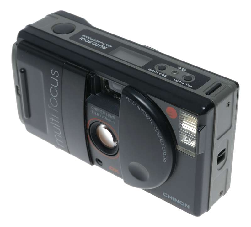 Chinon Auto 3001 Multi Focus Compact Point Shoot Film Camera 1:2.8 f=35mm