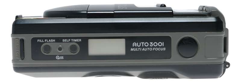 Chinon Auto 3001 Multi Focus Compact Point Shoot Film Camera 1:2.8 f=35mm