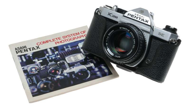 Asahi Pentax K1000 SE 35mm Film SLR Camera SMC 1.4 50mm M Lens