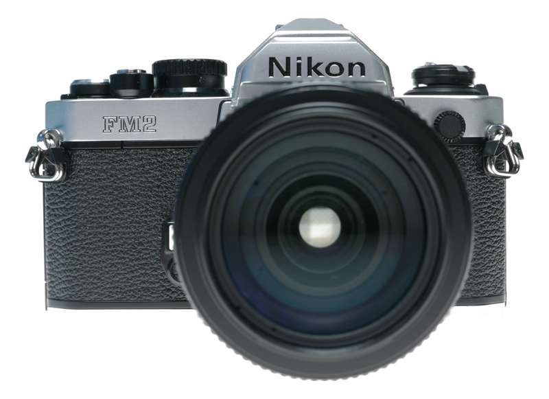 Nikon FM2 N 35mm Film SLR Camera AF Zoom Nikkor 1:3.5-4.5 35-105