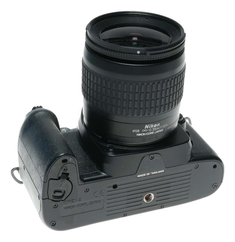 Nikon F75 35mm Film Camera AF Nikkor 28-80mm 1:3.3-5.6 Zoom Lens