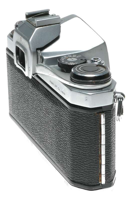 Pentax S1a 35mm Film SLR Camera Body with Accessory Shoe Mount