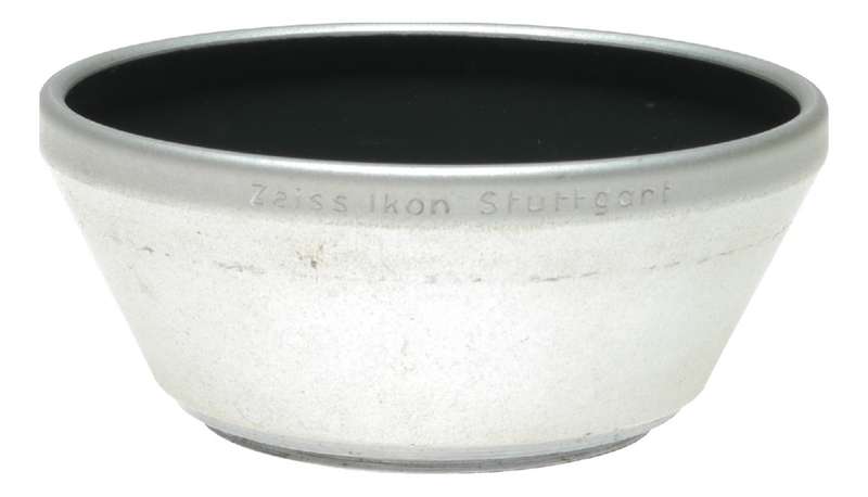 Zeiss Ikon Stuttgart Alu Thread Mount Lens Shade Hood in Leather Keeper