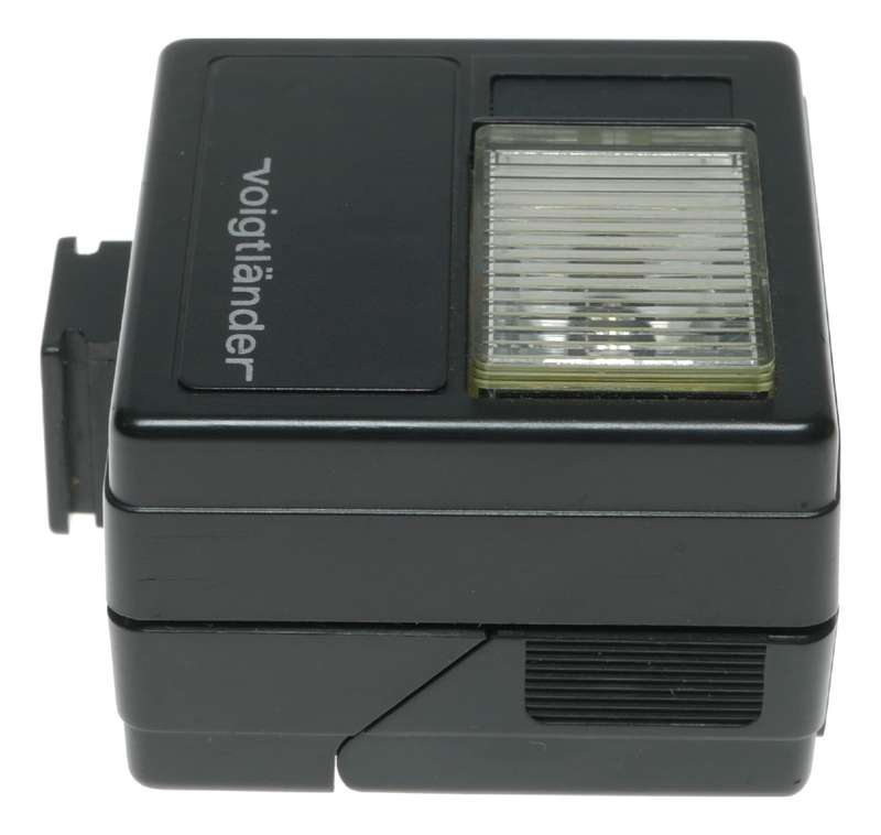 Voigtlander V200B Miniature Shoe Mount Electronic Camera Flash
