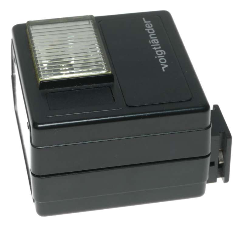 Voigtlander V200B Miniature Shoe Mount Electronic Camera Flash
